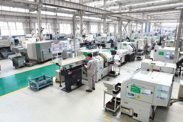 智能制造裝備這一年 鄭煤機(jī)如何以“中國(guó)夢(mèng)黃河情”書(shū)寫(xiě)高質(zhì)量發(fā)展新篇章